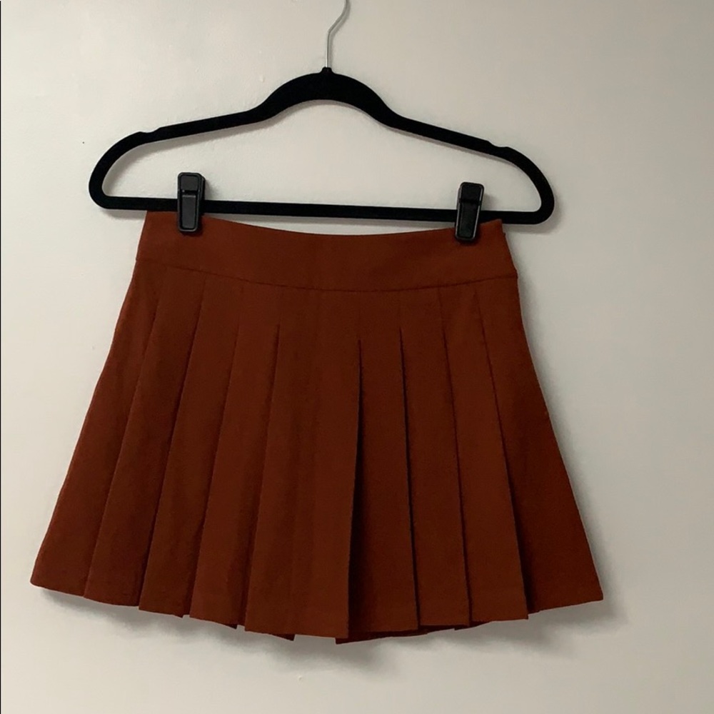Pleated mini skirt